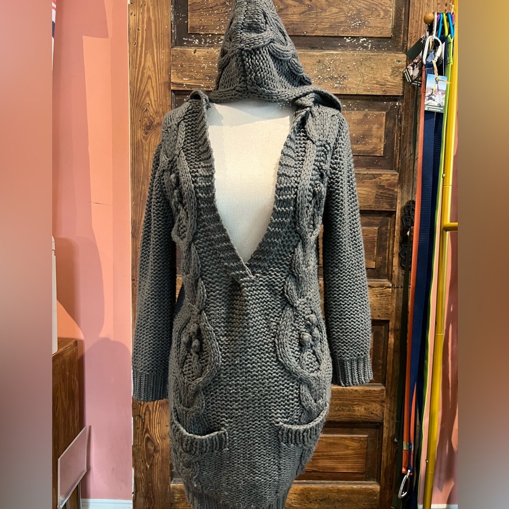 Knit low cut forever twenty one sweater dress